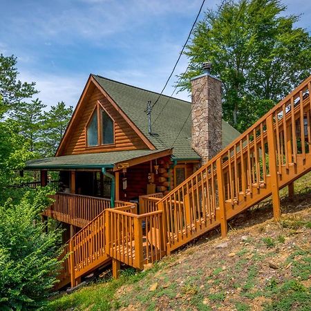 Inviting Sevierville Cabin With Deck And Hot Tub! Exterior foto